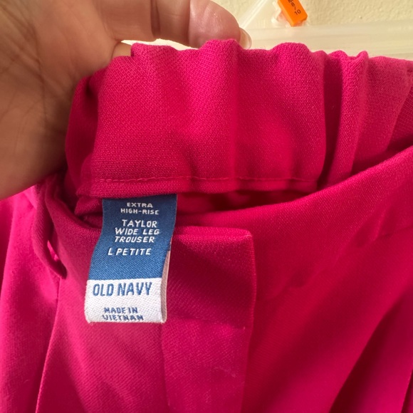 Old Navy Women’s Taylor Extra High Waisted Wide Leg Trousers - Picture 4 of 7